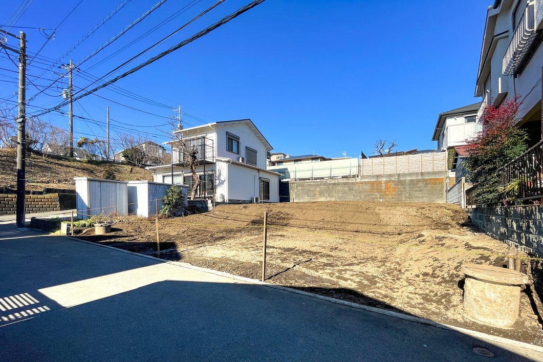 横浜市南区平楽