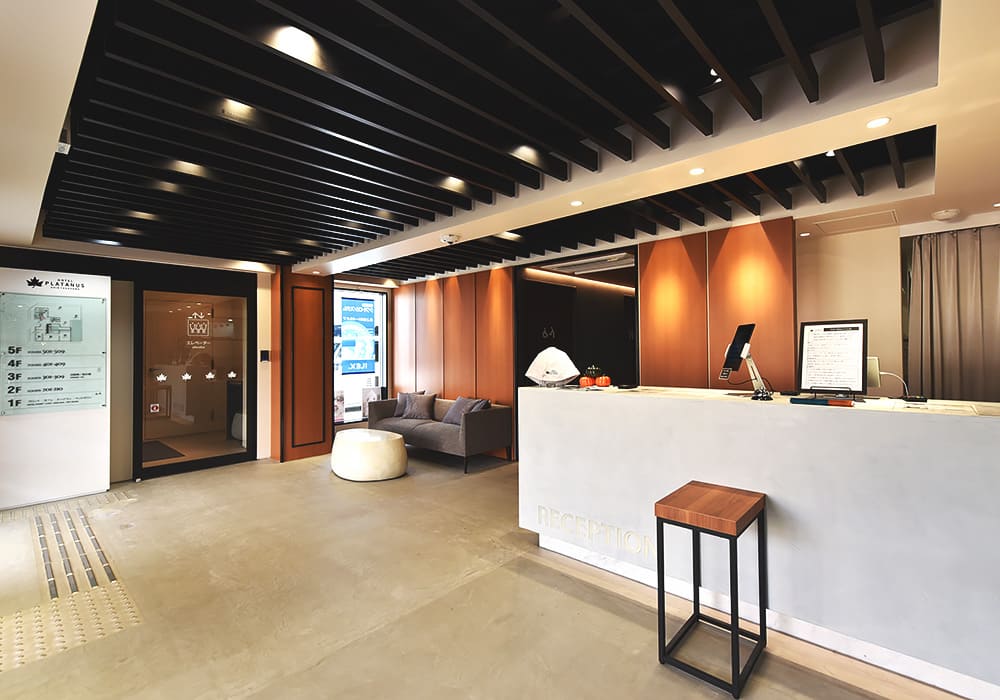 ホテル事業